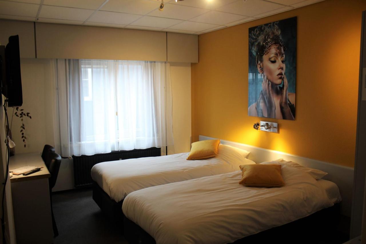 Hotel Restaurant De Jonge Heertjes Aalsmeer Kültér fotó